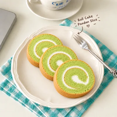 R. Cake Pandan Slice